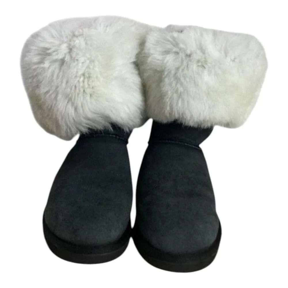 UGG Classic Short Grey Leather Fur Cuff Boots Women Size M9 Sheepskin